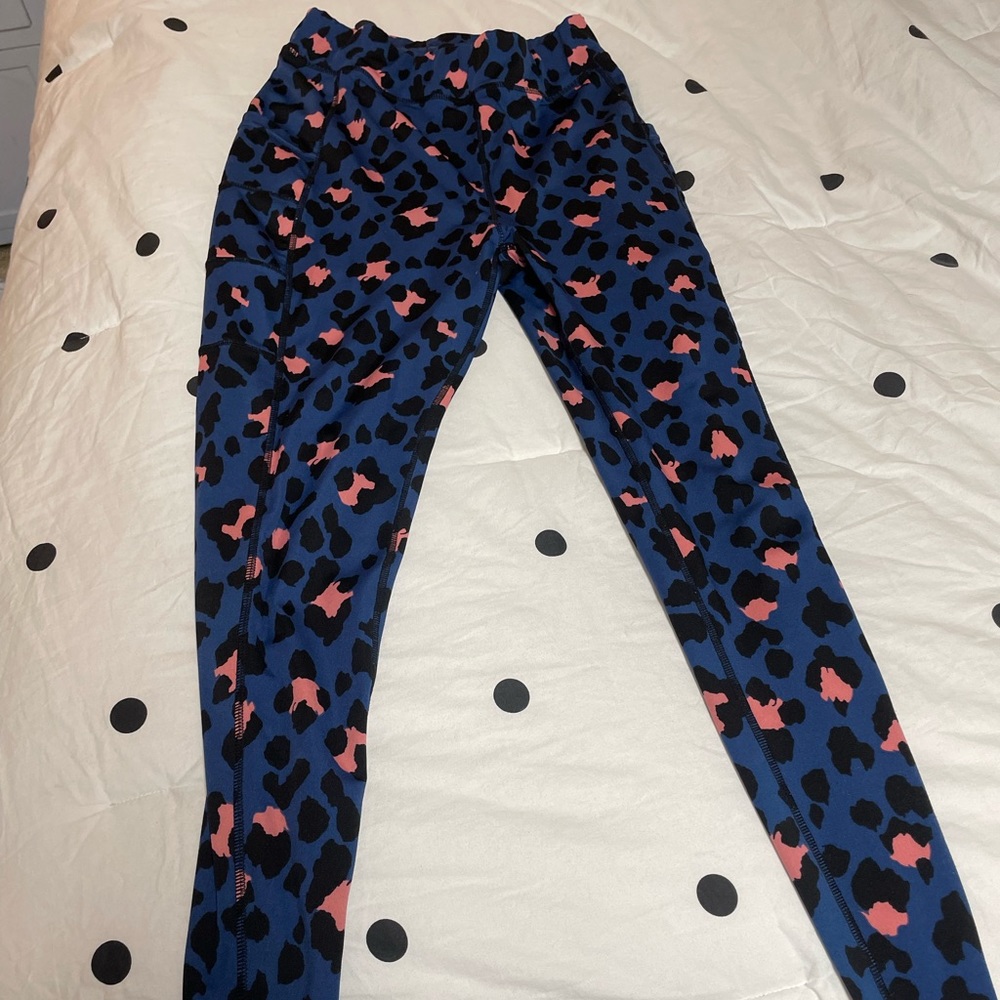 Pop fit clothing leggings